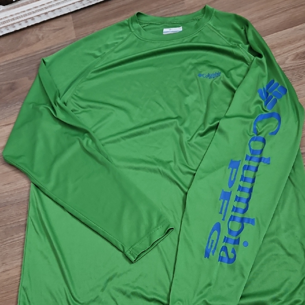 Columbia Bright Green Performance Shirt with Blue Accents
